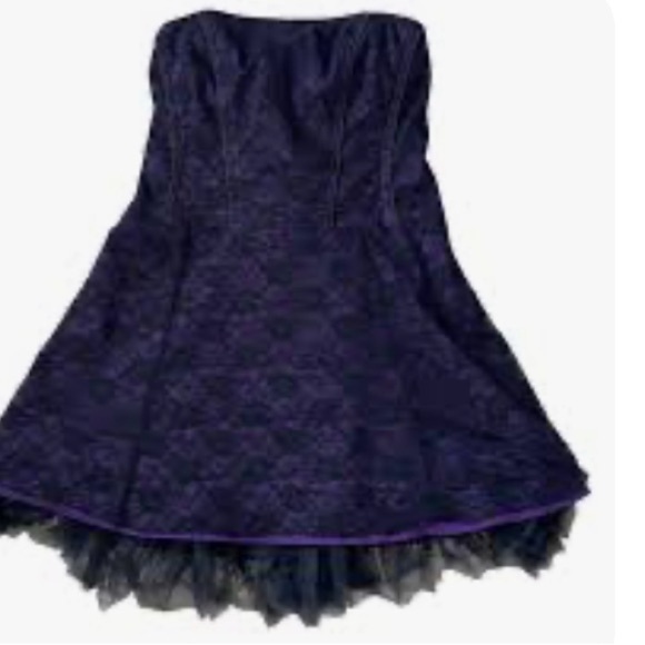 Tripp NYC Goth Black / Purple Corset Strapless Lace Up Tutu Mini Dress
Steampunk - Picture 1 of 4